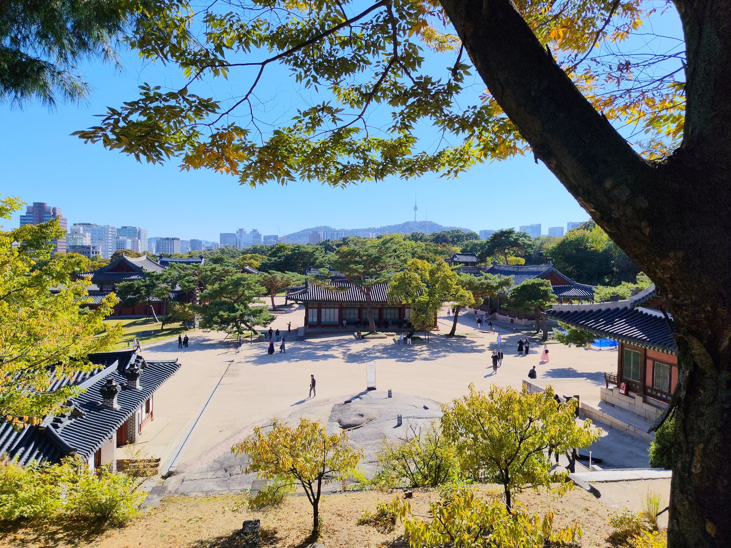 Zeitreise durch das alte Seoul – Jongmyo-Schrein & Palast