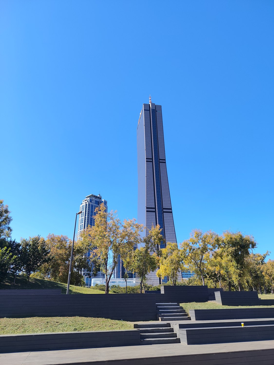Zu Fuß zum Hangang – vom neuen Zuhause