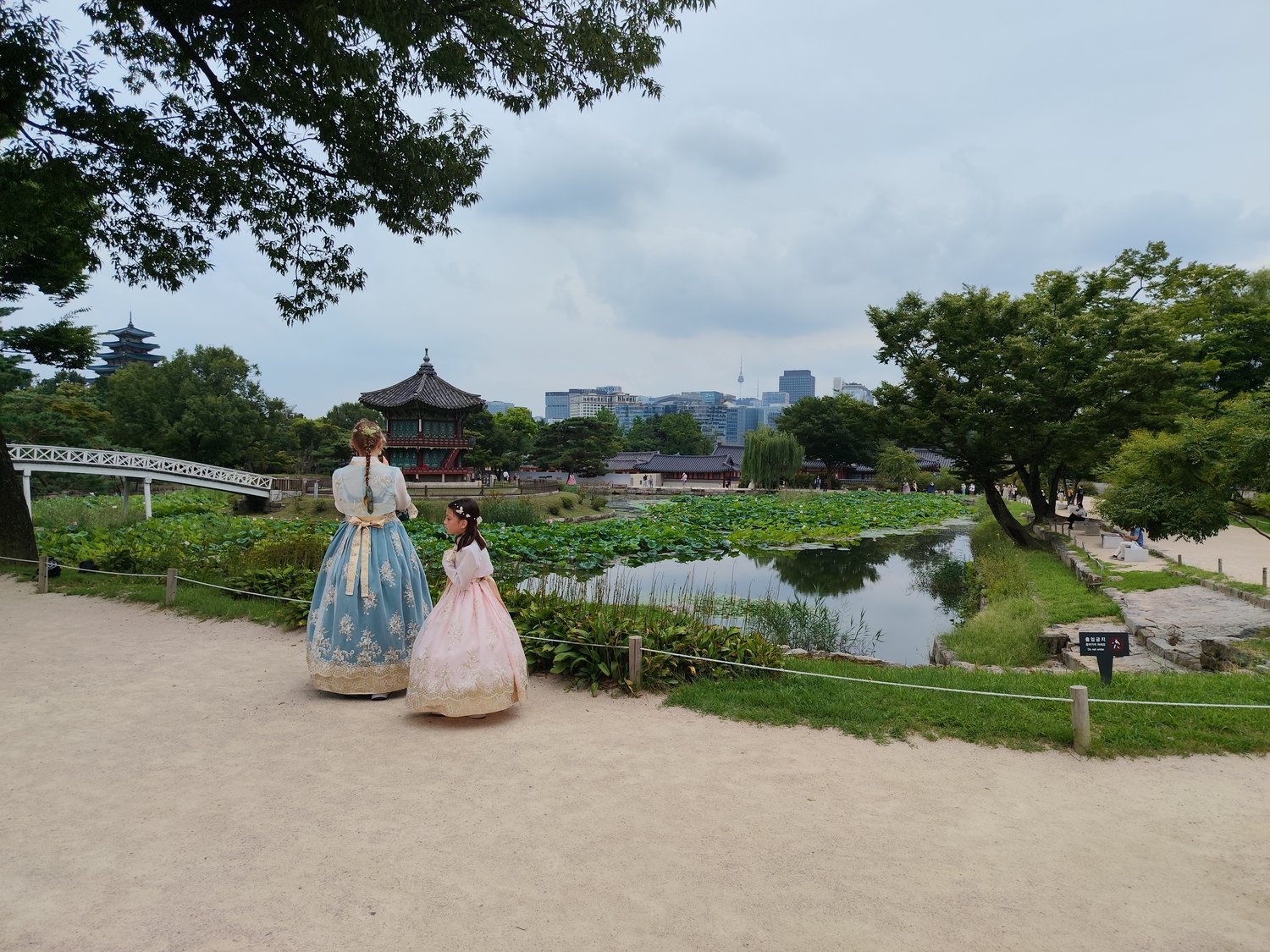 Im Hanbok durch den Palast – zurück in Seoul