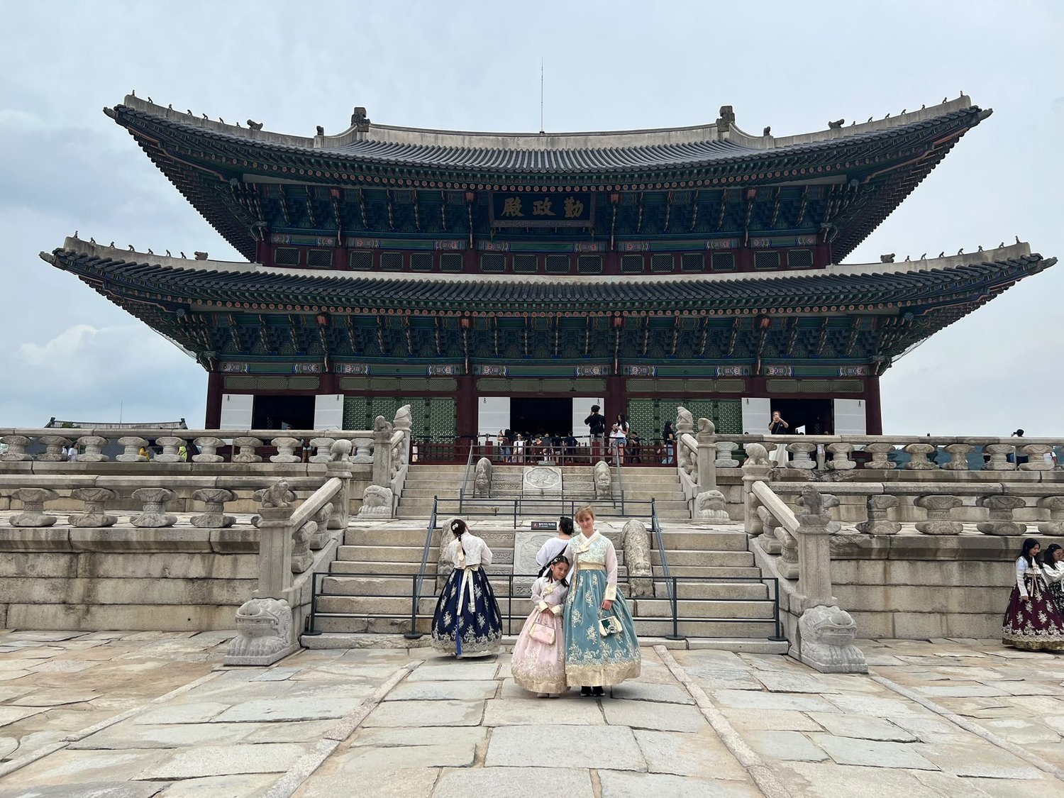 Im Hanbok durch den Palast – zurück in Seoul