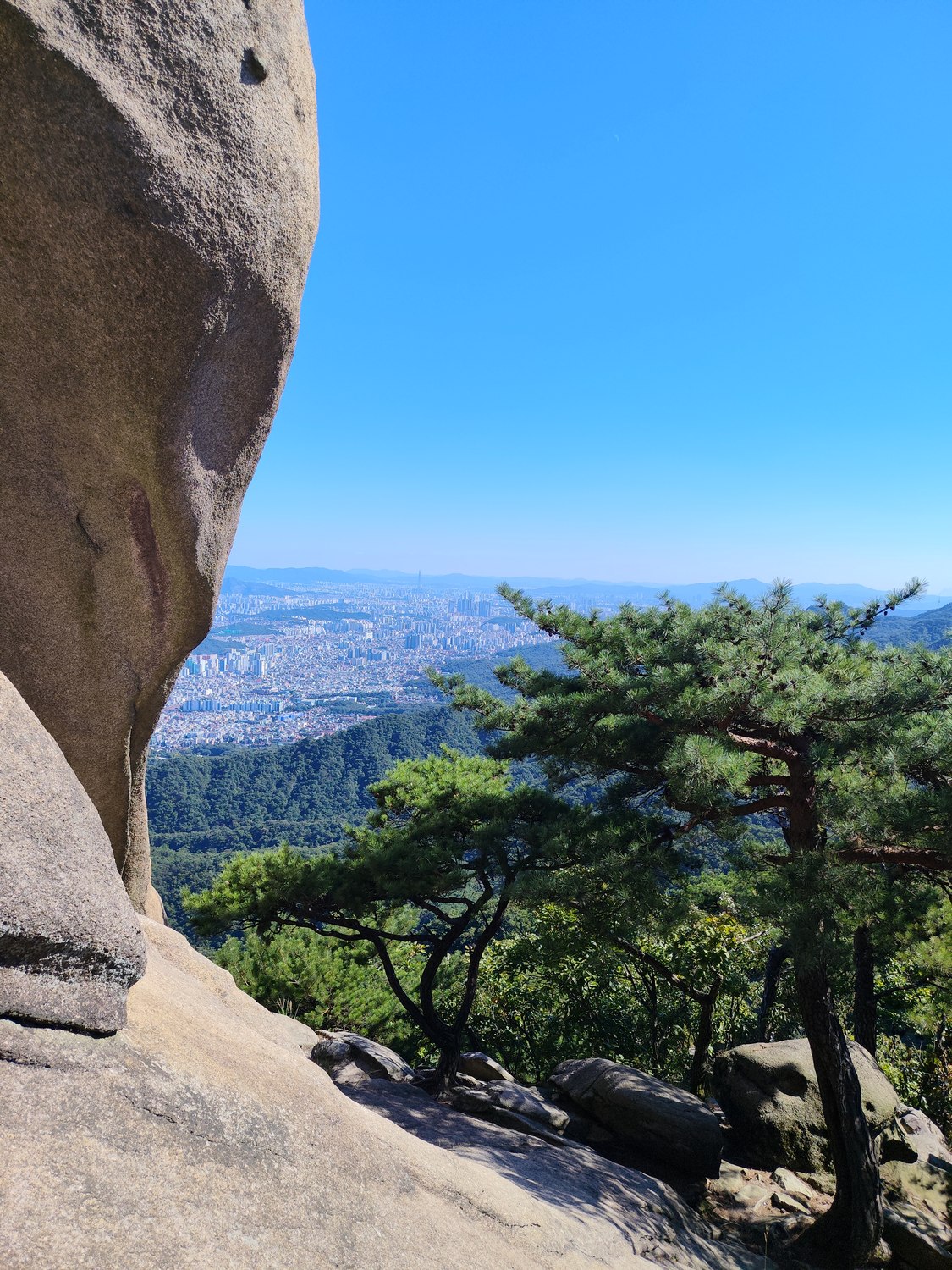 Zum Yeongbong – Auge in Auge mit dem Insubong