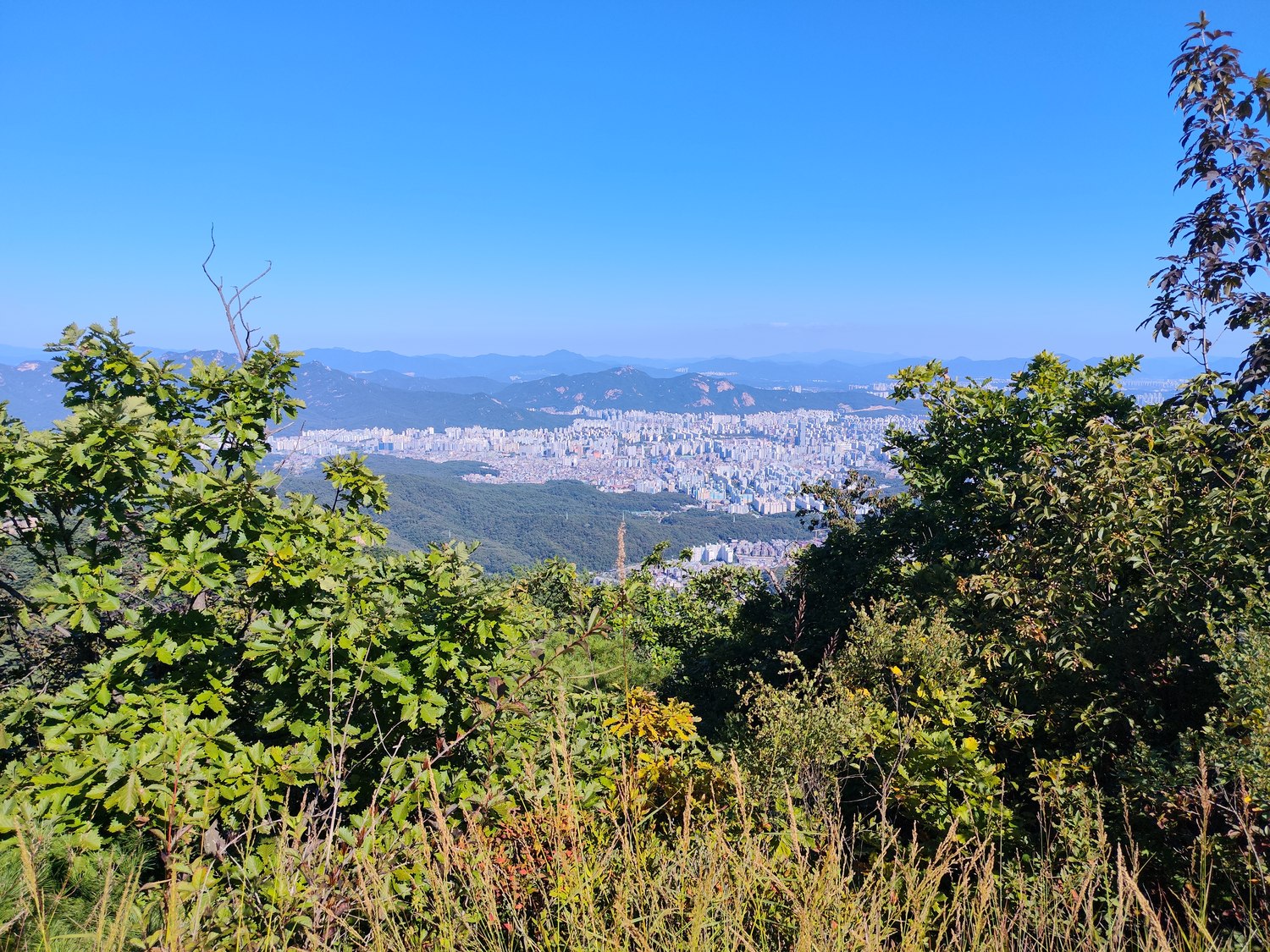 Zum Yeongbong – Auge in Auge mit dem Insubong